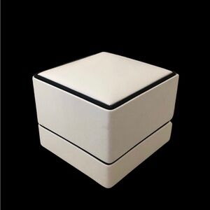 Chanel Ring Box Luxury Gift Empty Box 2,5x2,5x 2”